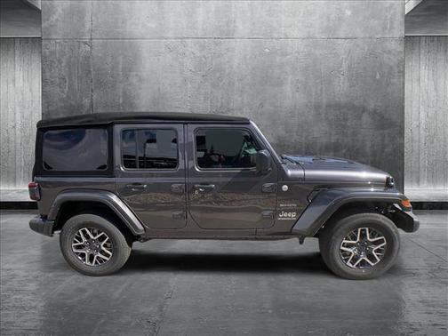2024 Jeep Wrangler 4-Door Sahara 4x4