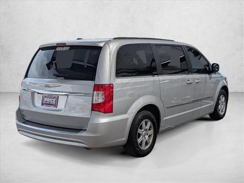 2012 Chrysler Town & Country Touring