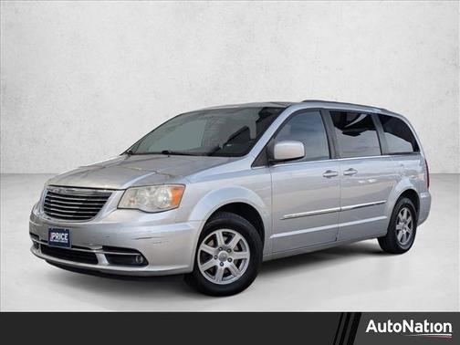 2012 Chrysler Town & Country Touring