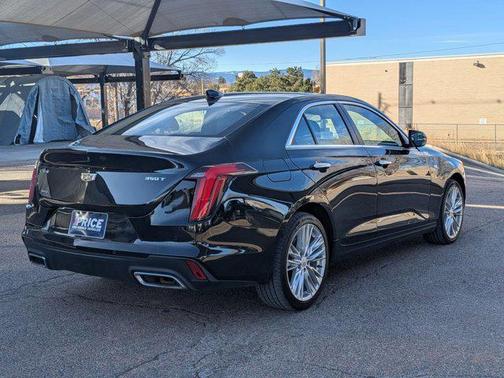 2023 Cadillac CT4 Premium Luxury