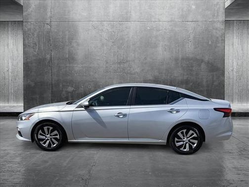 2021 Nissan Altima S FWD