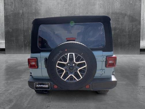 2024 Jeep Wrangler 4-Door Sahara 4x4