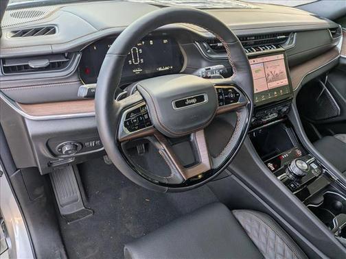 2025 Jeep Grand Cherokee L Summit