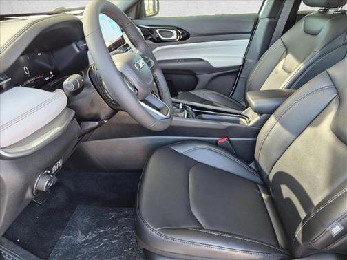 Bright White Clearcoat 2026 Jeep Compass Limited