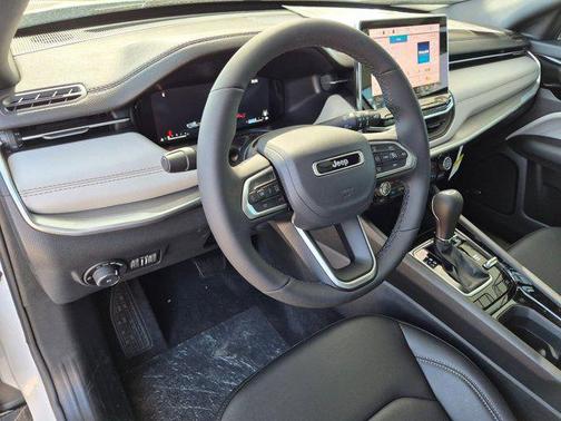 Bright White Clearcoat 2026 Jeep Compass Limited