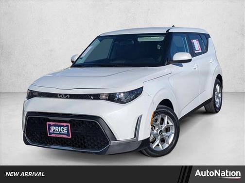 2023 Kia Soul LX