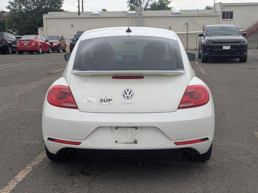 2014 Volkswagen Beetle DSG 2.0T R-Line