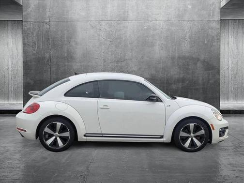 2014 Volkswagen Beetle DSG 2.0T R-Line