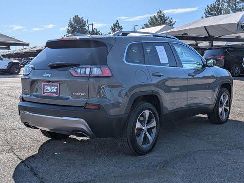 Sting-Gray Clearcoat 2021 Jeep Cherokee Limited