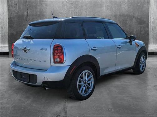 2015 MINI Countryman Cooper