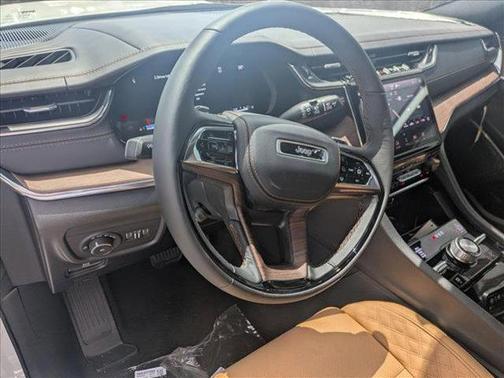 2025 Jeep Grand Cherokee L Summit