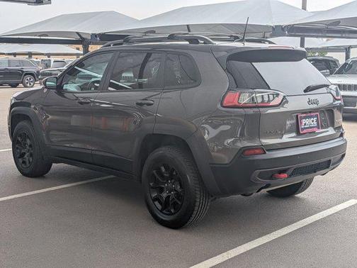 2019 Jeep Cherokee Trailhawk