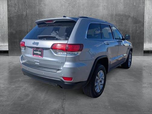 2021 Jeep Grand Cherokee Laredo