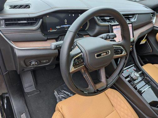 2025 Jeep Grand Cherokee L Summit