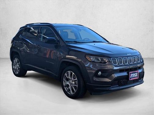 2022 Jeep Compass Latitude Lux