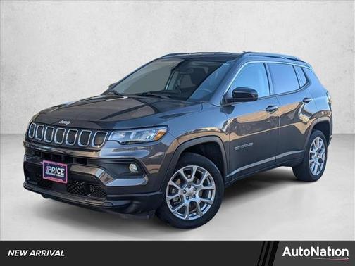 2022 Jeep Compass Latitude Lux