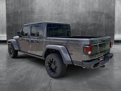 2025 Jeep Gladiator Nighthawk