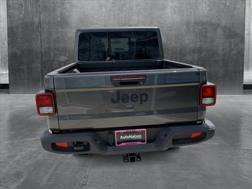 2025 Jeep Gladiator Nighthawk