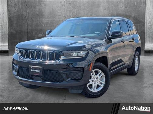 2023 Jeep Grand Cherokee Laredo