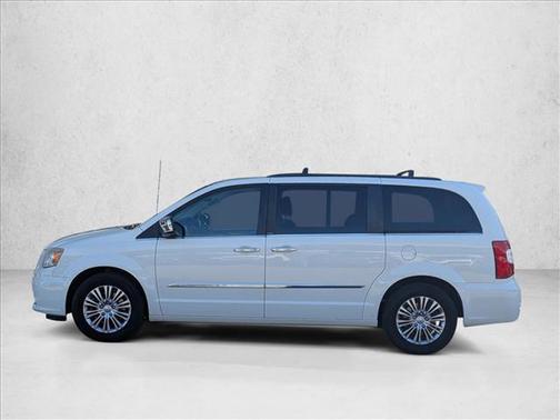2013 Chrysler Town & Country Touring-L