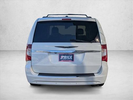 2013 Chrysler Town & Country Touring-L