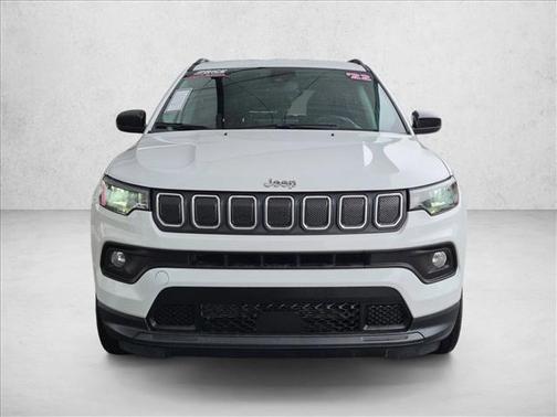 Bright White Clearcoat 2022 Jeep Compass Latitude Lux