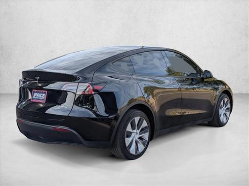 2024 Tesla Model Y Long Range Dual Motor All-Wheel Drive