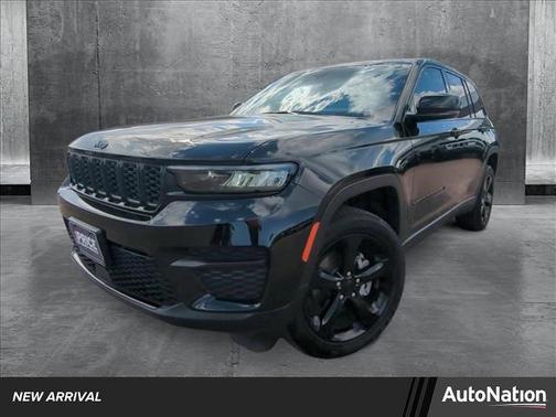 2022 Jeep Grand Cherokee Altitude
