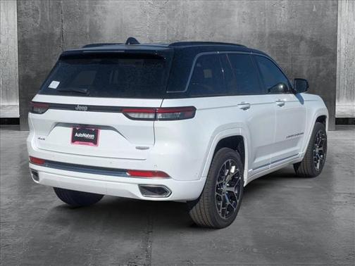 2025 Jeep Grand Cherokee Summit