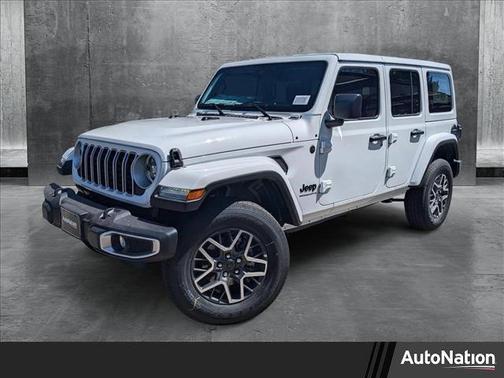 2025 Jeep Wrangler 4-Door Sahara 4x4
