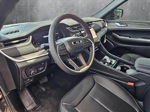 2025 Jeep Grand Cherokee 4xe Anniversary Edition