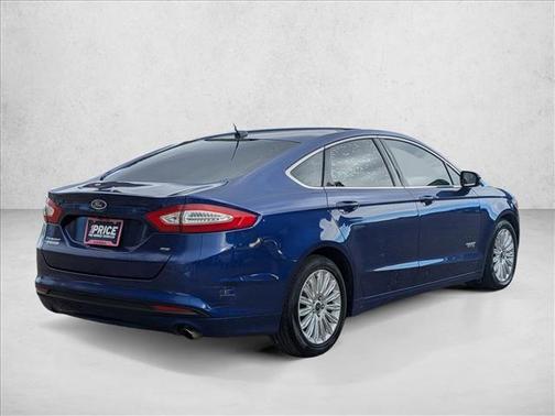 2016 Ford Fusion Energi SE Luxury