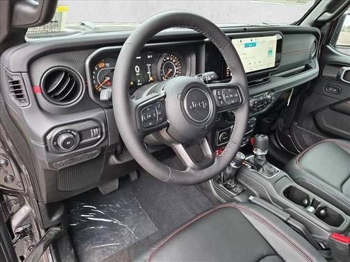Granite Crystal Metallic Clearcoat 2027 Jeep Wrangler Rubicon