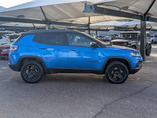 2023 Jeep Compass Trailhawk