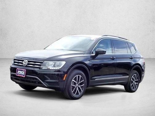 Deep Black Pearl 2021 Volkswagen Tiguan 2.0T SE 4MOTION