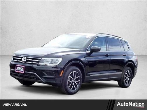 Deep Black Pearl 2021 Volkswagen Tiguan 2.0T SE 4MOTION