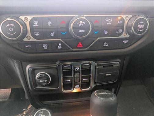 2025 Jeep Gladiator High Tide