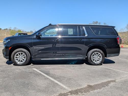 Black 2024 Chevrolet Suburban LT