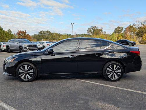 2020 Nissan Altima 2.5 SV