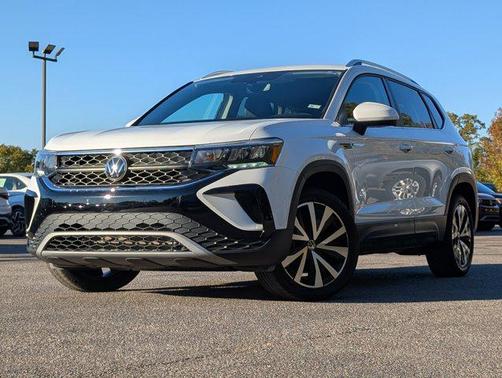 2024 Volkswagen Taos 1.5T SE
