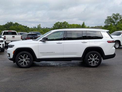 Bright White Clearcoat 2024 Jeep Grand Cherokee L Limited