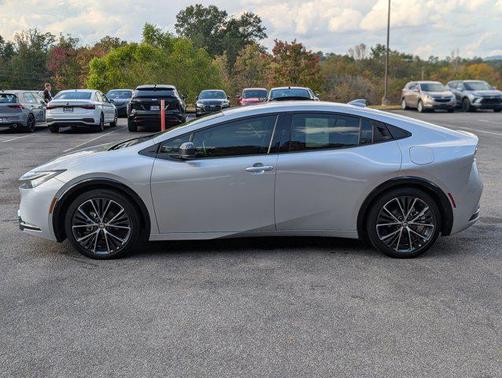 2024 Toyota Prius XLE