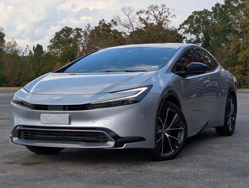 2024 Toyota Prius XLE