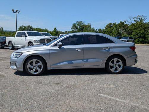 Florett Silver Metallic 2023 Audi A3 Premium