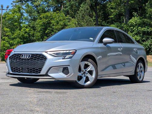Florett Silver Metallic 2023 Audi A3 Premium