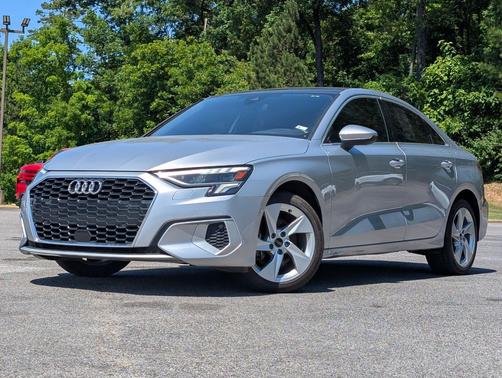 Florett Silver Metallic 2023 Audi A3 Premium