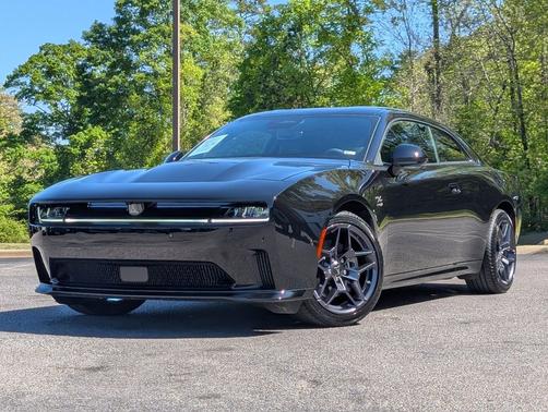 Diamond Black Crystal Pearlcoat 2024 Dodge Charger Daytona R/T