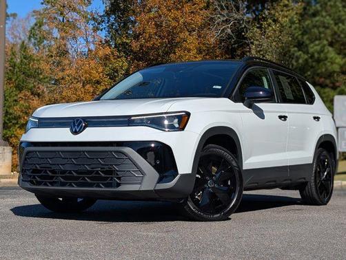 2025 Volkswagen Taos 1.5T SE Black