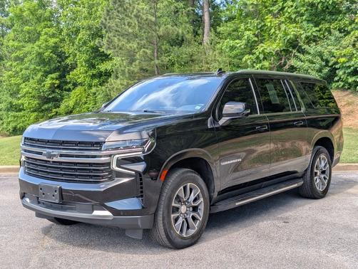 Black 2024 Chevrolet Suburban LT