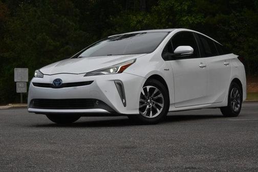 2022 Toyota Prius XLE